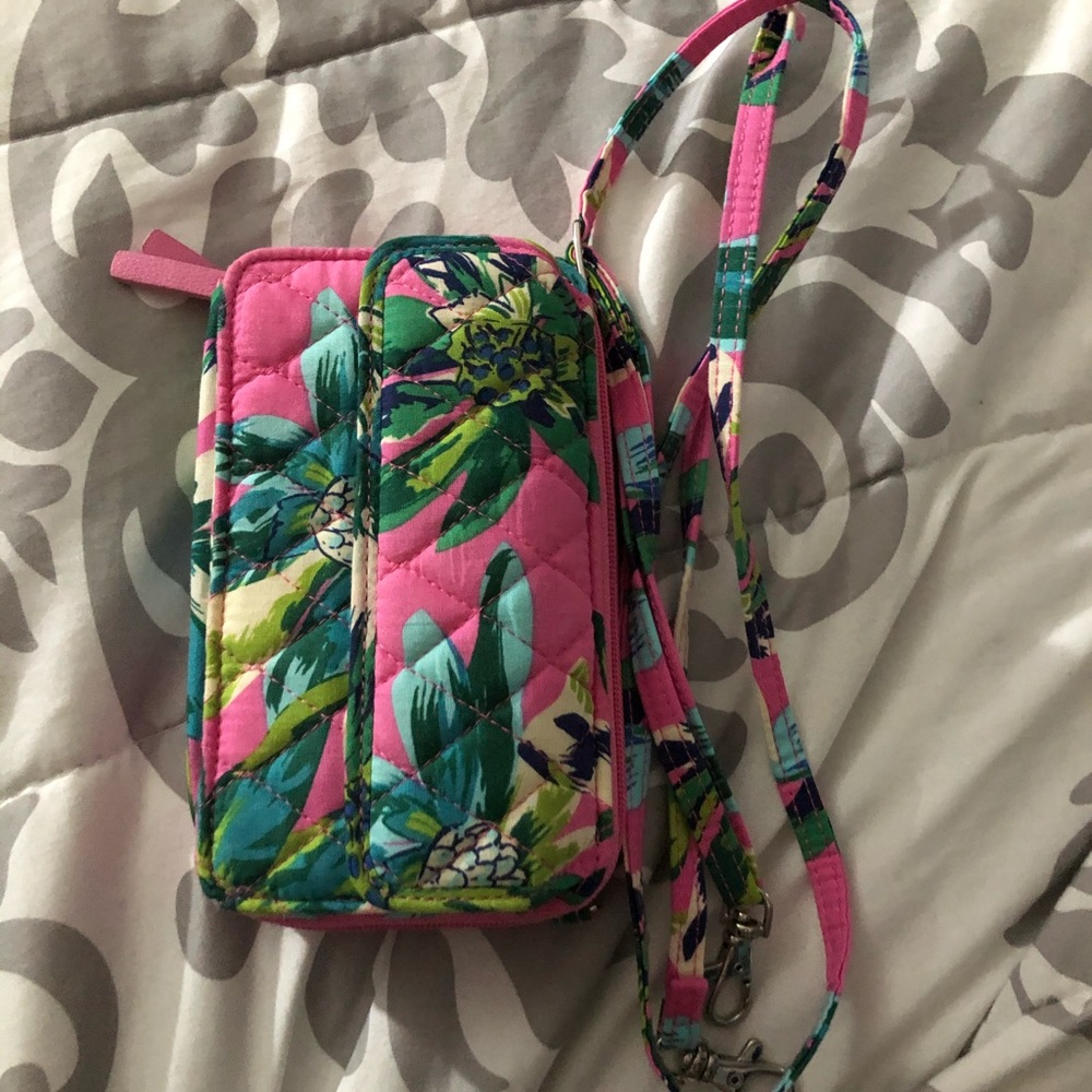 Vera Bradley crossbody purse/wristlet